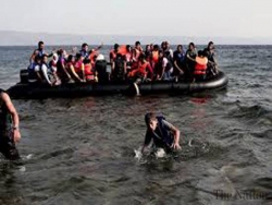 Около 320 мигрантов могли утонуть около острова Крит