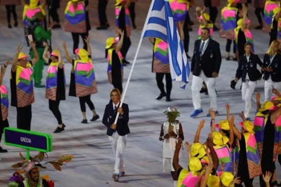 Почему греки выходят первыми на церемонии открытия Олимпийских Игр